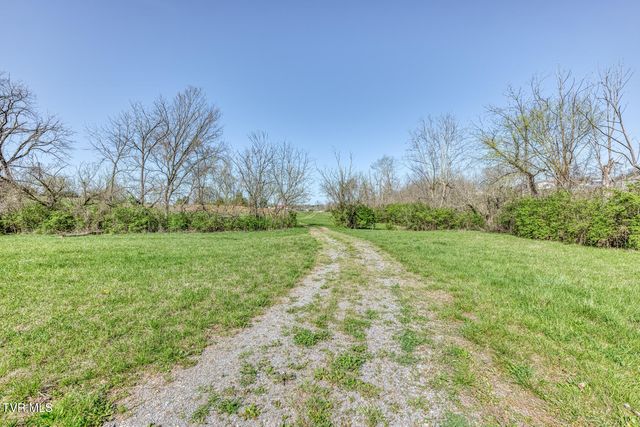 191 White Top Road, Bluff City, TN 37618