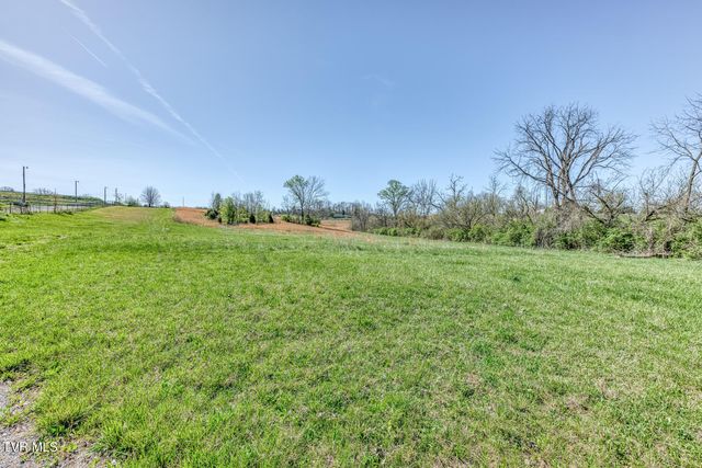 191 White Top Road, Bluff City, TN 37618
