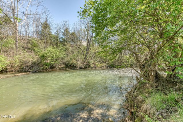 191 White Top Road, Bluff City, TN 37618