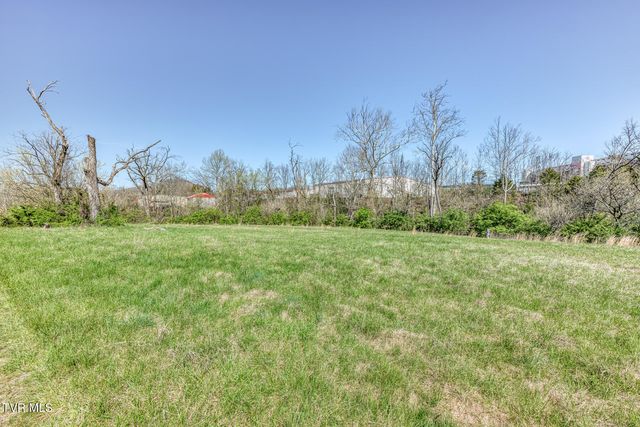 191 White Top Road, Bluff City, TN 37618