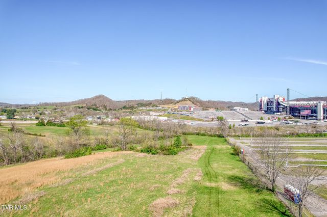 191 White Top Road, Bluff City, TN 37618