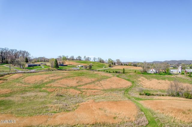 191 White Top Road, Bluff City, TN 37618