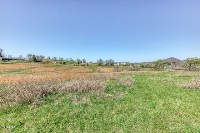 191 White Top Road, Bluff City, TN 37618
