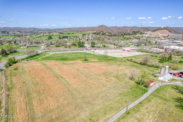 191 White Top Road, Bluff City, TN 37618