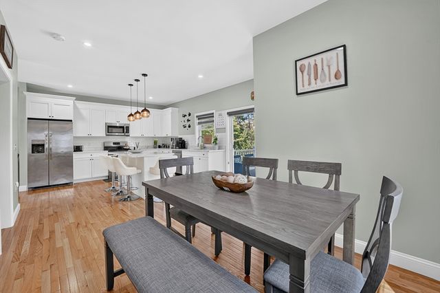4 Jackson Rd 4, Chelmsford, MA 01863