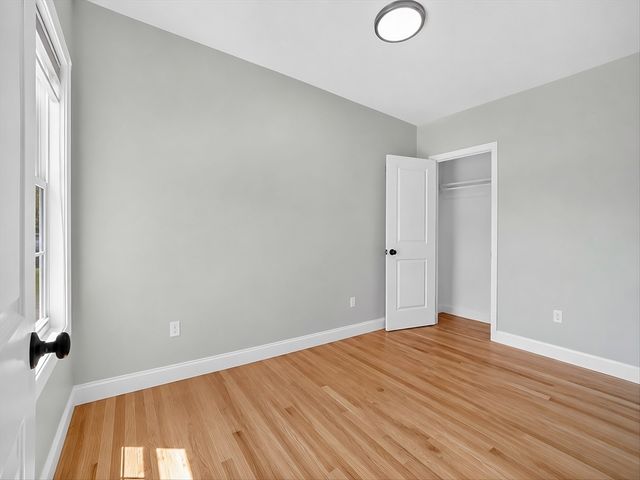 4 Jackson Rd 4, Chelmsford, MA 01863