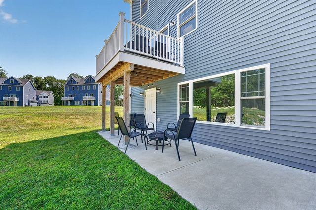 4 Jackson Rd 4, Chelmsford, MA 01863