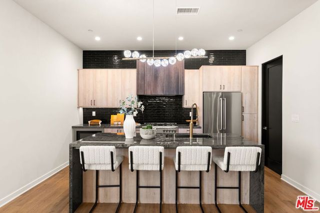 752 W 19th Street B, Costa Mesa, CA 92627