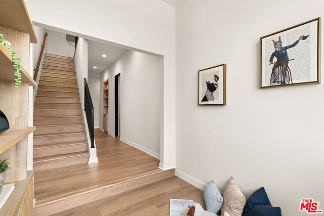 752 W 19th Street B, Costa Mesa, CA 92627