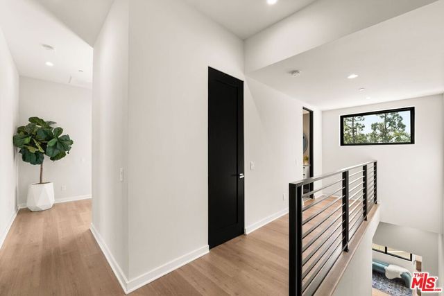 752 W 19th Street B, Costa Mesa, CA 92627