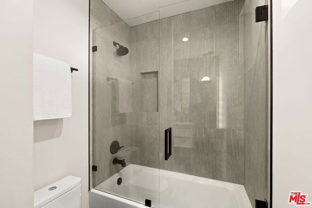 752 W 19th Street B, Costa Mesa, CA 92627