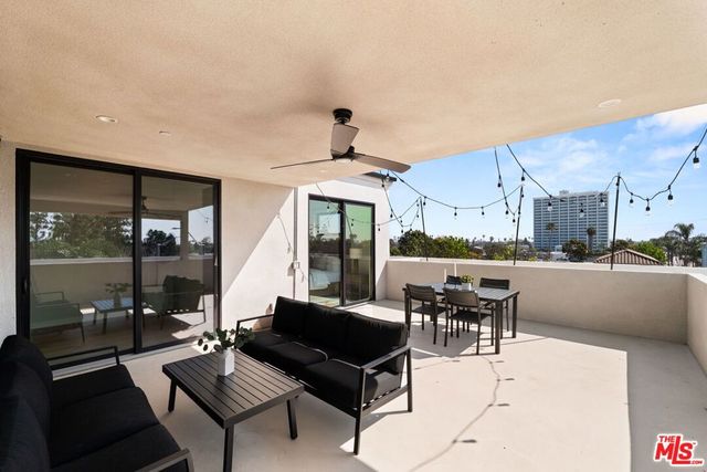 752 W 19th Street B, Costa Mesa, CA 92627