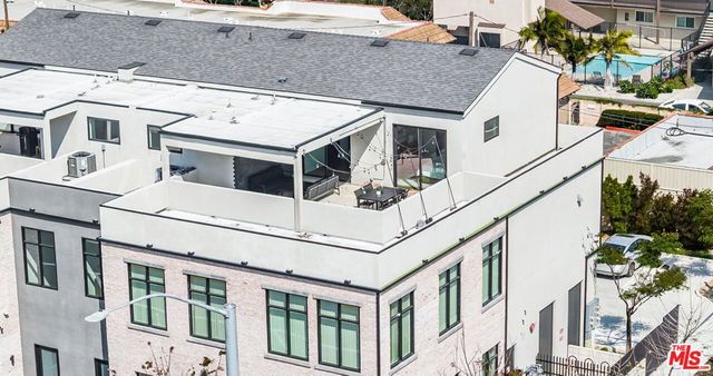 752 W 19th Street B, Costa Mesa, CA 92627