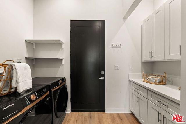 752 W 19th Street B, Costa Mesa, CA 92627