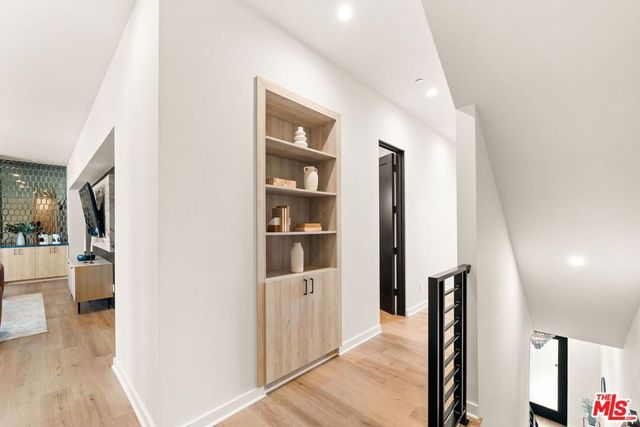 752 W 19th Street B, Costa Mesa, CA 92627