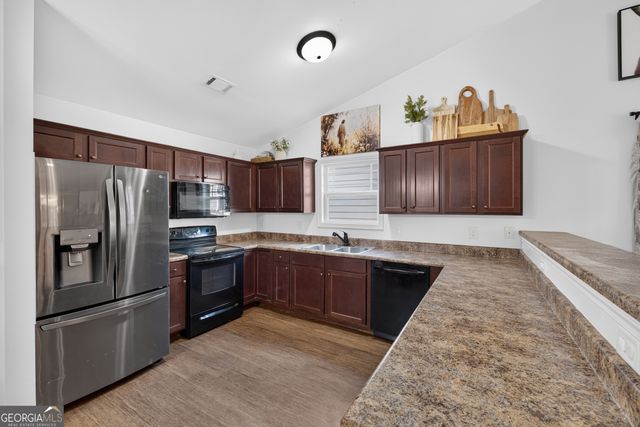 142 Sugar Creek Drive, Cornelia, GA 30531