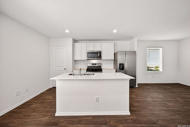 1616 House Finch Dr, San Antonio, TX 78253