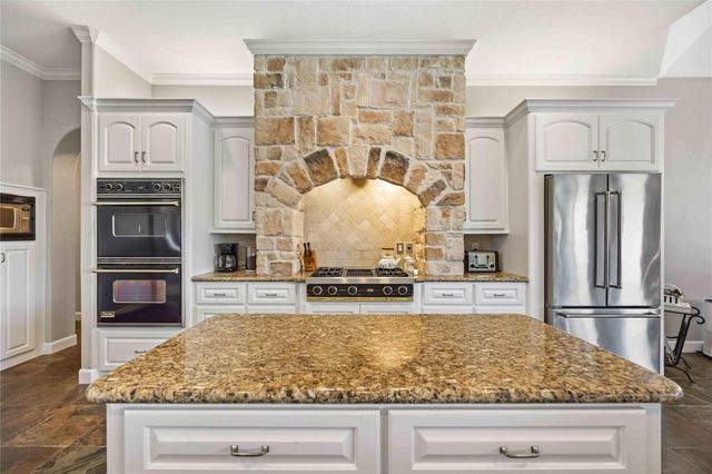 12336 White Oak Point, Conroe, TX 77304