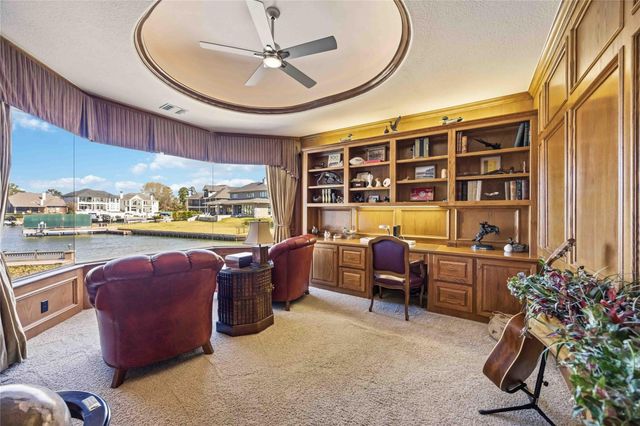 12336 White Oak Point, Conroe, TX 77304