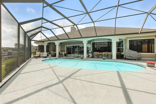 12336 White Oak Point, Conroe, TX 77304