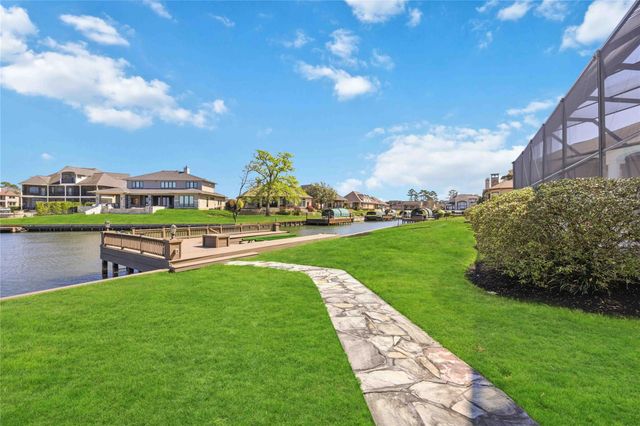 12336 White Oak Point, Conroe, TX 77304