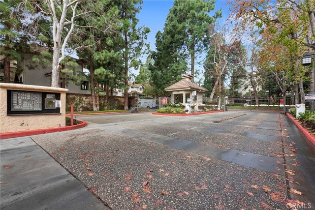 2615 Plaza Del Amo 606, Torrance, CA 90503