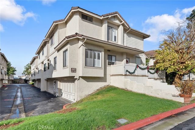 2615 Plaza Del Amo 606, Torrance, CA 90503