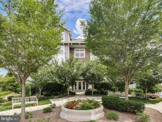 12828 CLARKSBURG SQUARE RD #302, Clarksburg, MD 20871