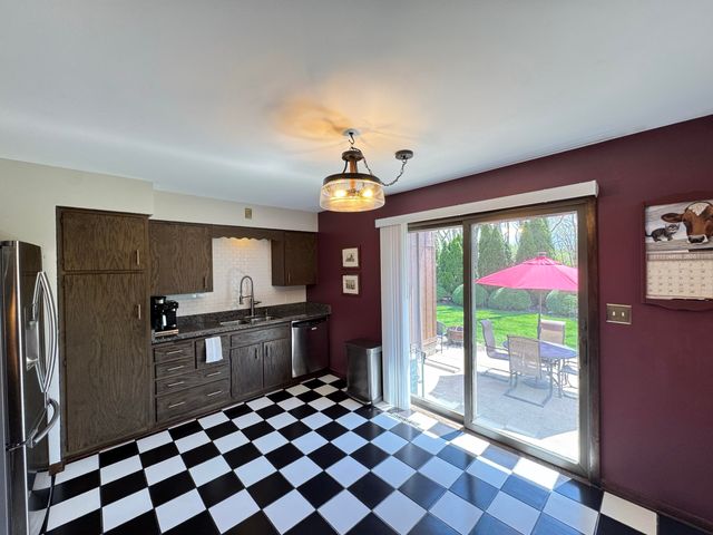 1148 Tamarack Place, Munster, IN 46321