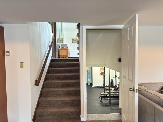 1148 Tamarack Place, Munster, IN 46321