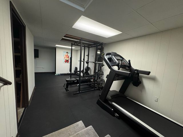 1148 Tamarack Place, Munster, IN 46321