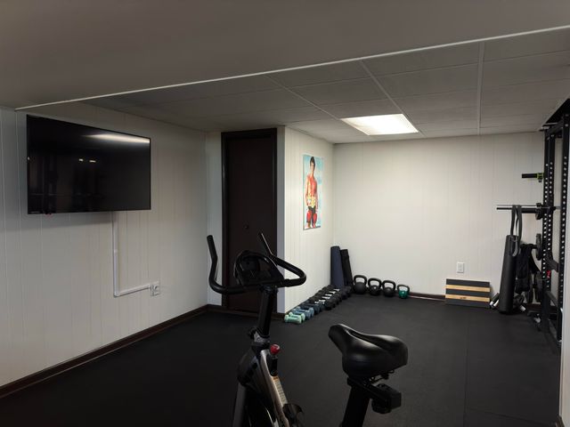 1148 Tamarack Place, Munster, IN 46321