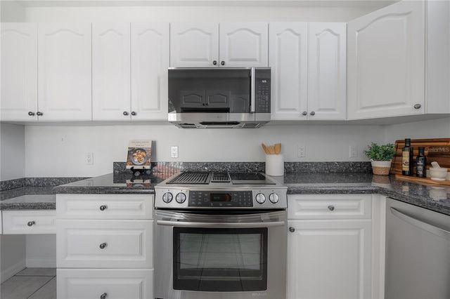 1108 CALLISTA AVENUE, Valrico, FL 33596