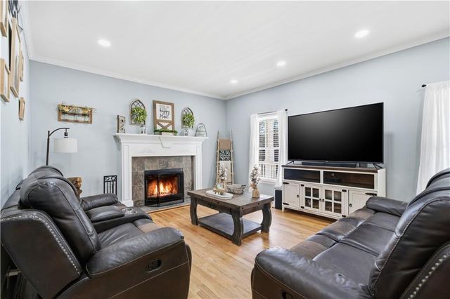 41 Golden Eagle Drive, Adairsville, GA 30103