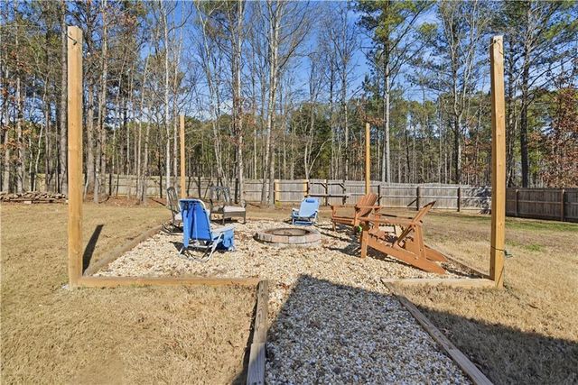 41 Golden Eagle Drive, Adairsville, GA 30103