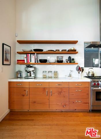 639 Vernon Avenue, Venice, CA 90291