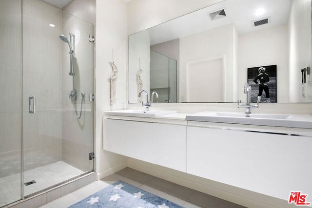 639 Vernon Avenue, Venice, CA 90291