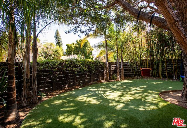 639 Vernon Avenue, Venice, CA 90291