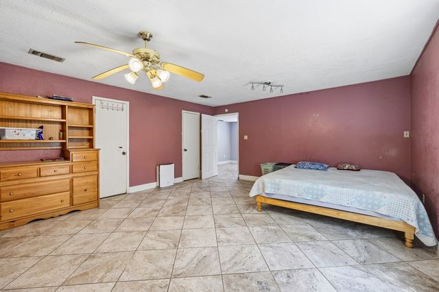 2450 S Burleson Boulevard, Burleson, TX 76028