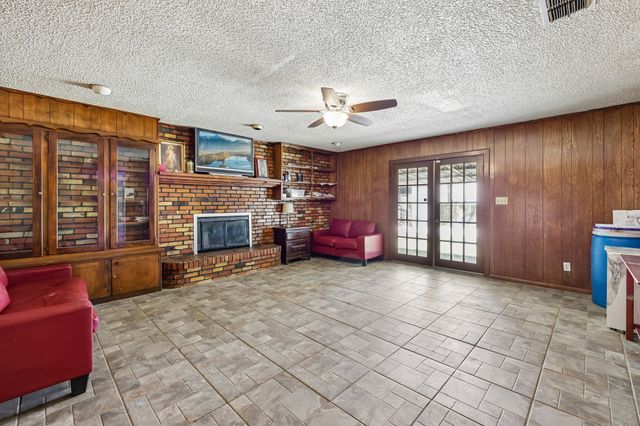 2450 S Burleson Boulevard, Burleson, TX 76028
