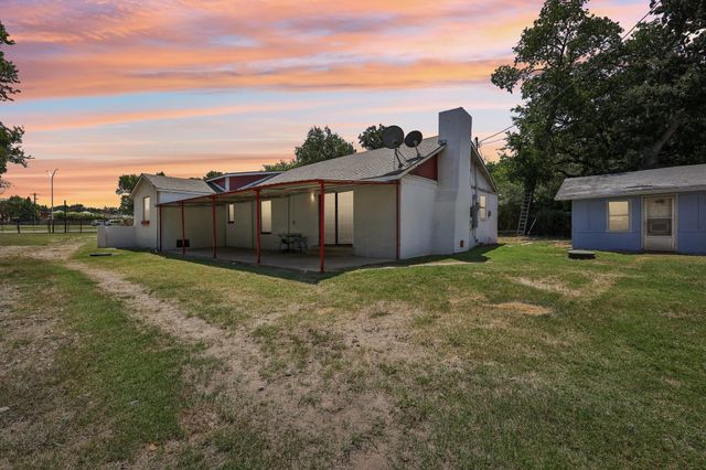 2450 S Burleson Boulevard, Burleson, TX 76028