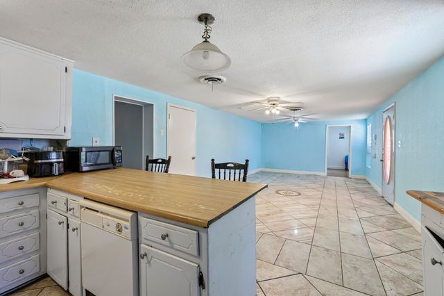 2450 S Burleson Boulevard, Burleson, TX 76028
