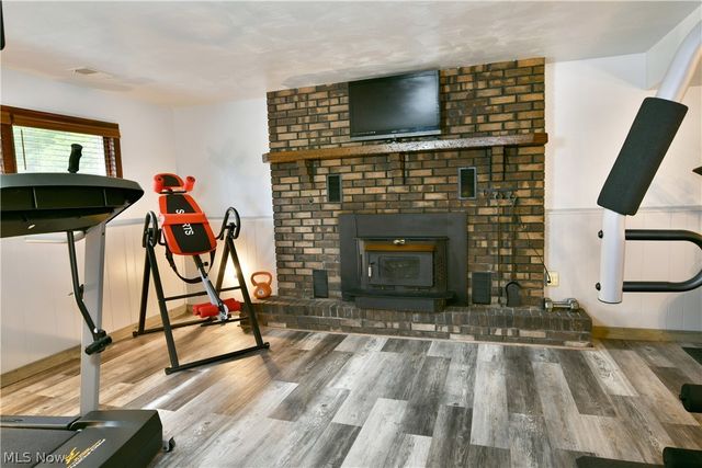 1700 Rockwood Drive, Youngstown, OH 44505