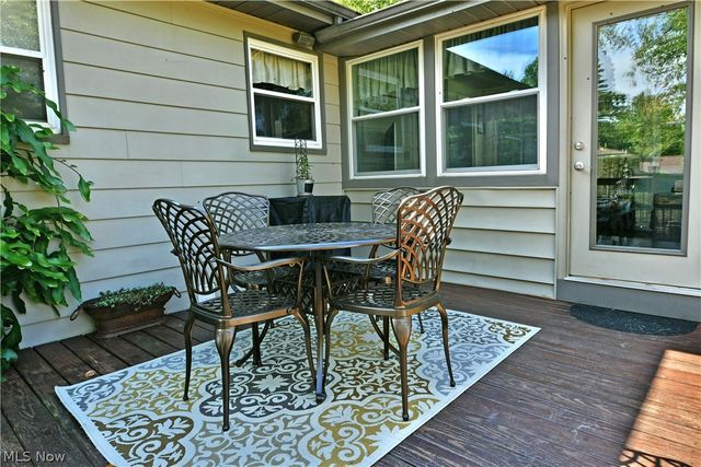 1700 Rockwood Drive, Youngstown, OH 44505