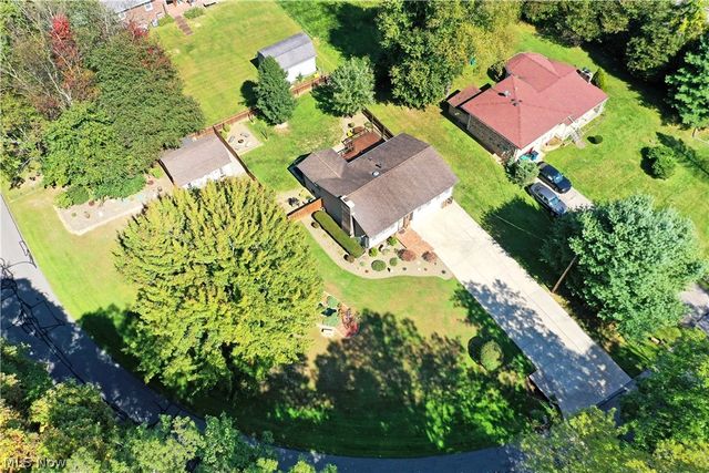 1700 Rockwood Drive, Youngstown, OH 44505