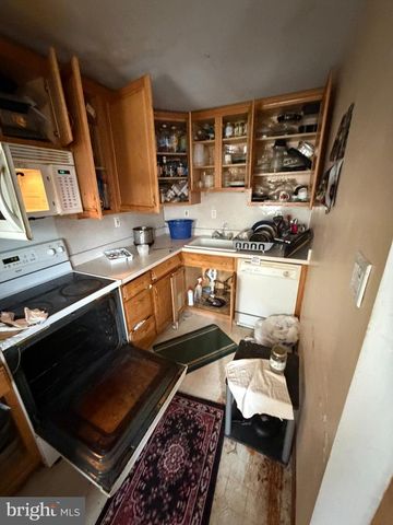 244 CAMBRIDGE, Clifton Heights, PA 19018
