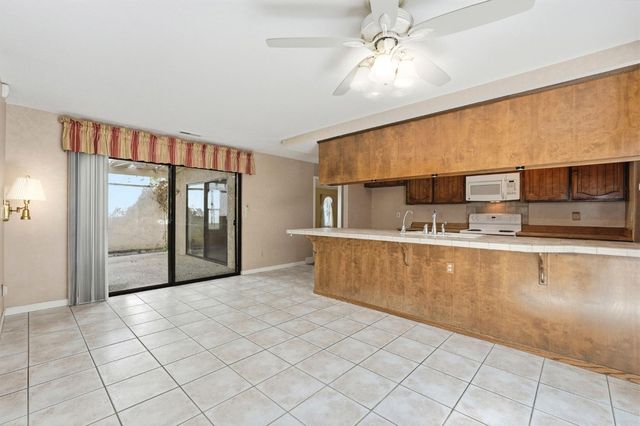 1005 Westmont Ct, Modesto, CA 95356