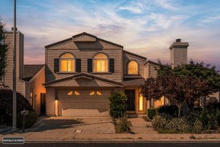 1005 Westmont Ct, Modesto, CA 95356