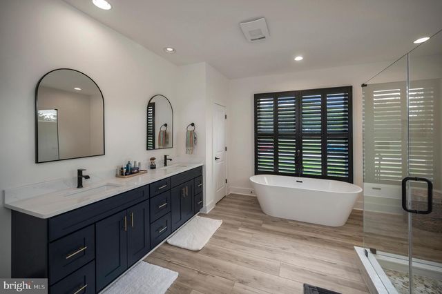 13121 BRISTOW RD, Nokesville, VA 20181
