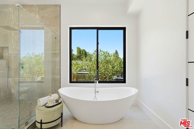 4637 Dunas Lane, Tarzana (los Angeles), CA 91356